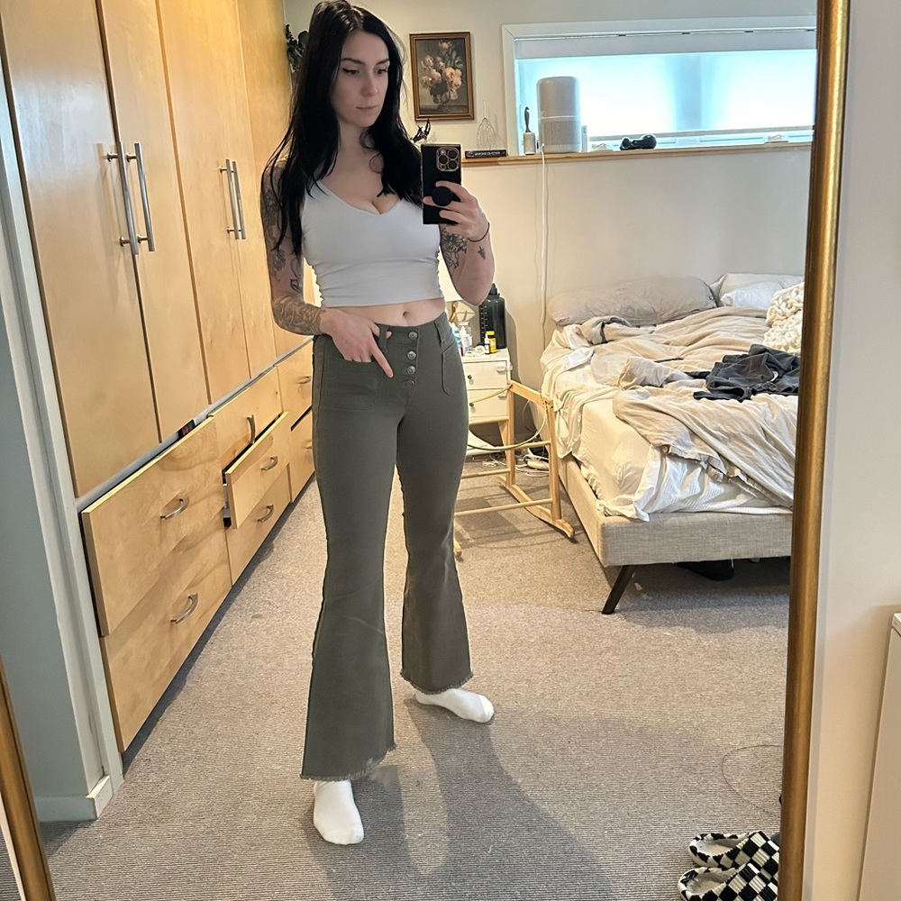 Green flare pants